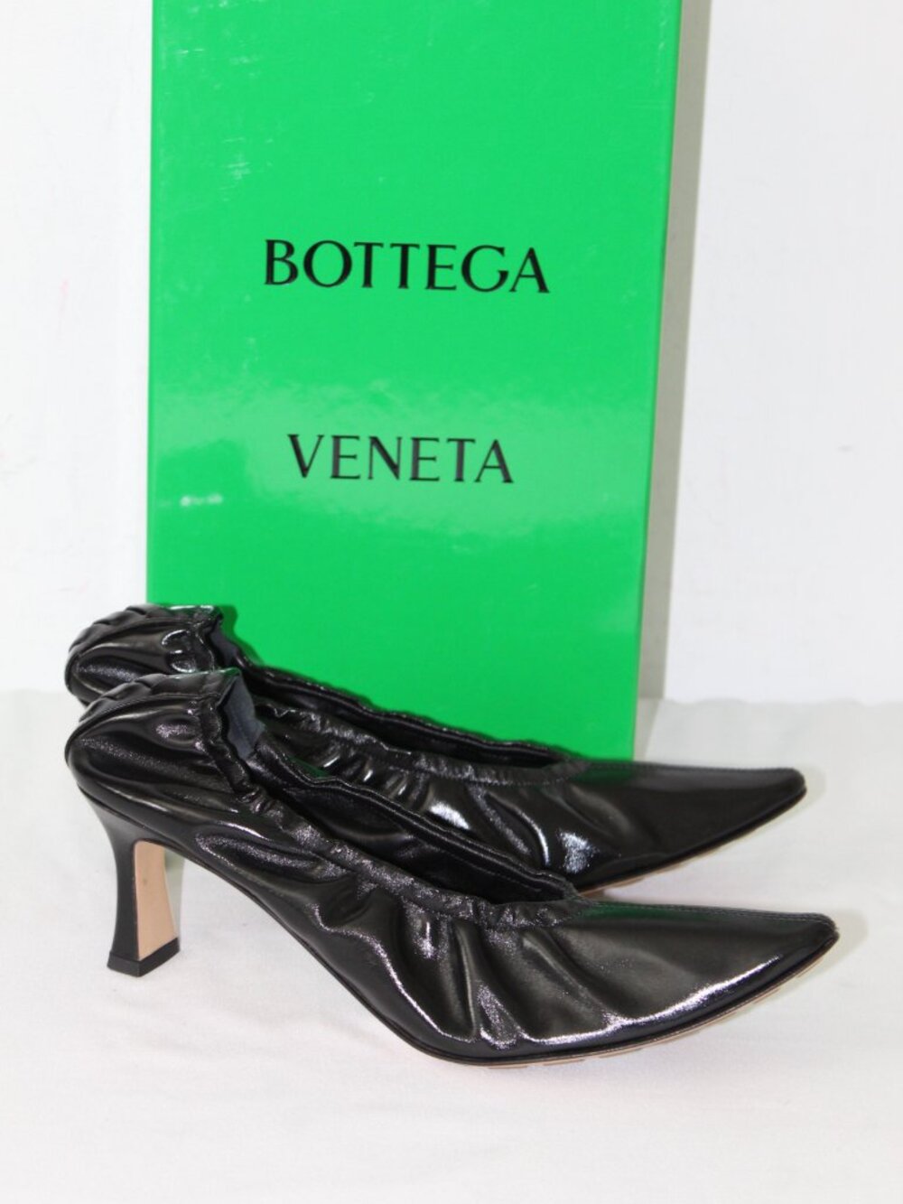 NWB Bottega Veneta Scrunch Knife Pumps Kitten Heels Black Leather 40 $1150